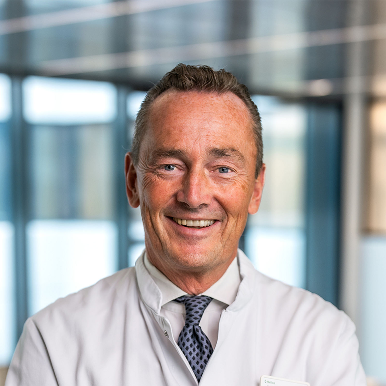 Head of the Department: Prof. Dr. Jan Gosepath